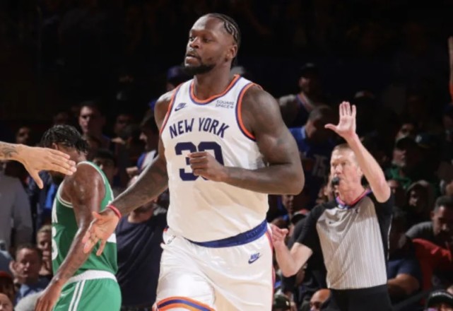 阿联酋裁判奥马尔将执法国足客战沙特，国足在他执法下全胜.