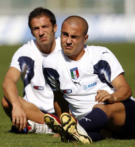 日本vs沙特：远藤航、久保建英、中村敬斗首发，三笘薰缺战.