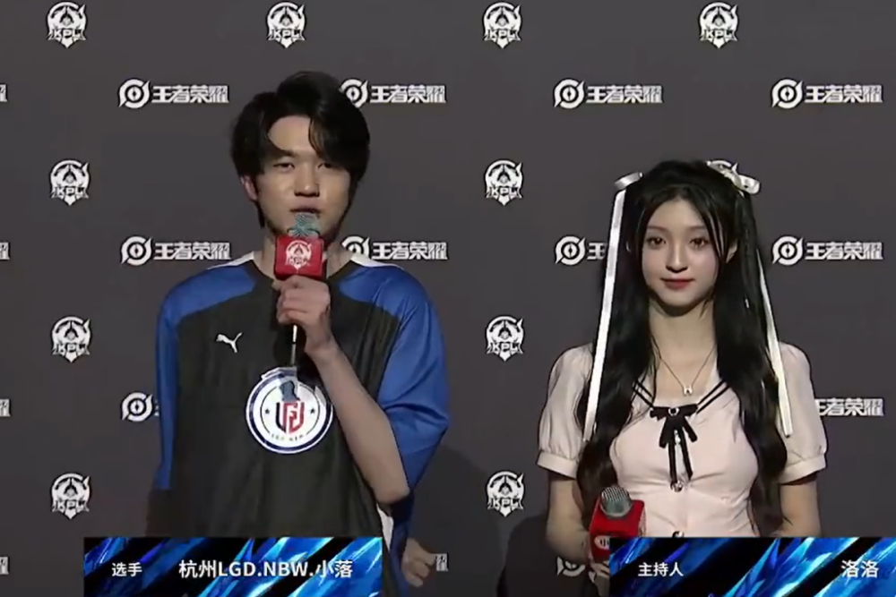 实现事件订 实现事件订